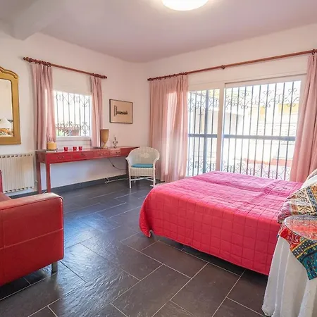 Dea - Away From - Families Only Villa Salou