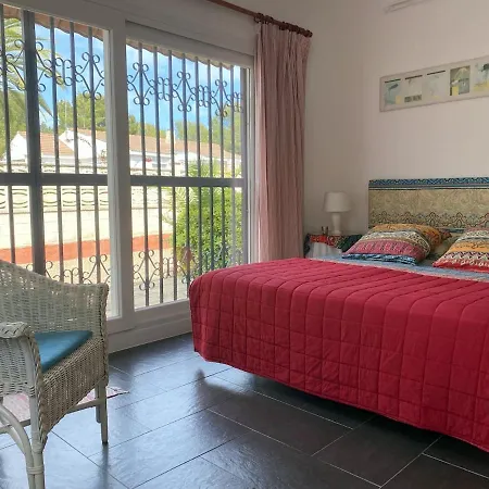 Dea - Away From - Families Only Villa